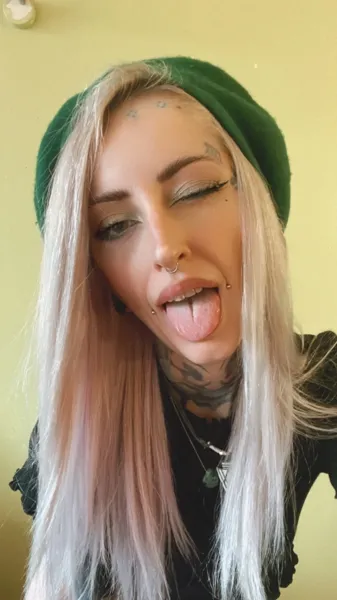 GladyceSuicide - Onlyfans